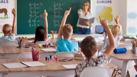 Când începe școala în septembrie 2023?